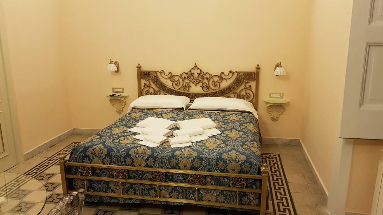 Residence San Mattia 那不勒斯 外观 照片