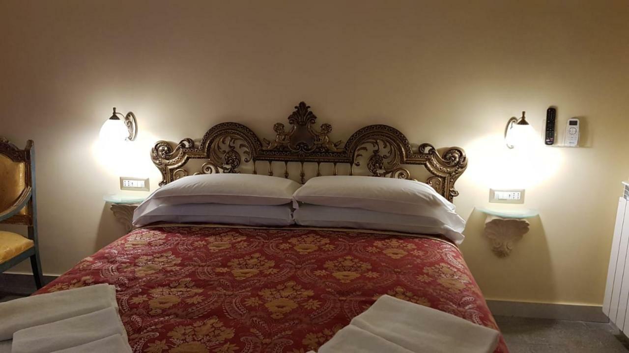 Residence San Mattia 那不勒斯 外观 照片